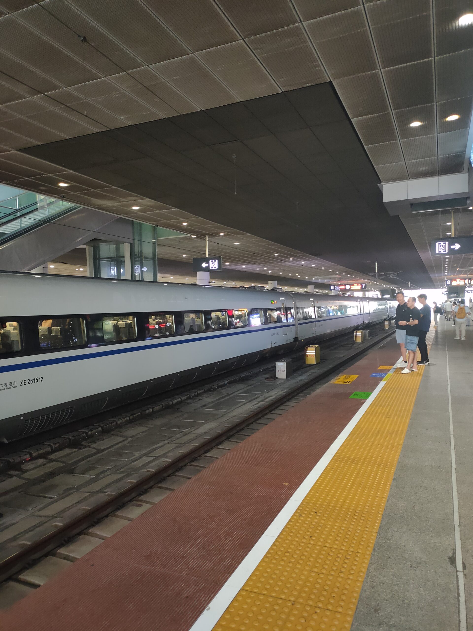 Shenzhen, China Cost of Living: How I Spent SGD4,050 in One Month (But Mostly Worked from Hong Kong)