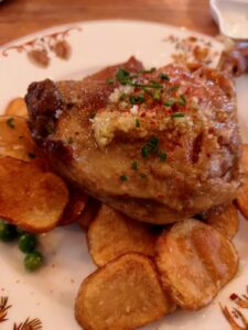 Mains, Paris, France 2024